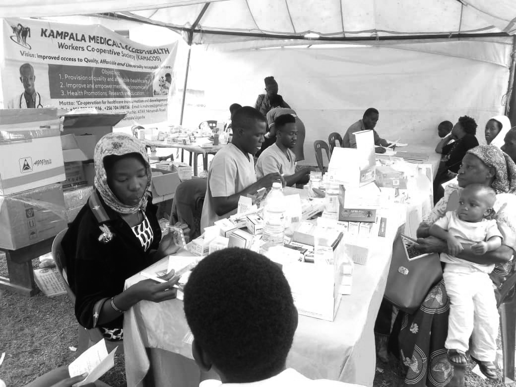 PHARMACY TEAM DISPENSING MEDICINE - Atuwaire